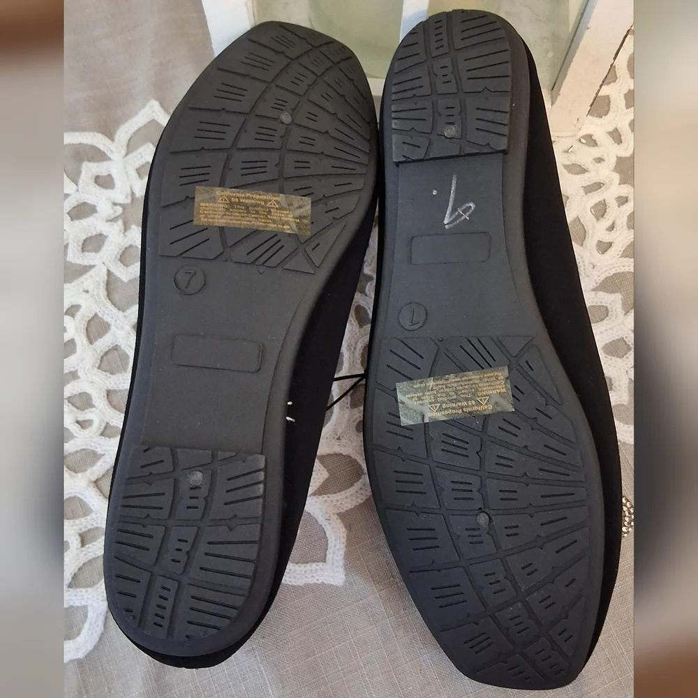 SOLD!!!  Lynx, NWT, 7, Woman's Rhinestone Embellished Dress Shoes - Picture 4 of 8